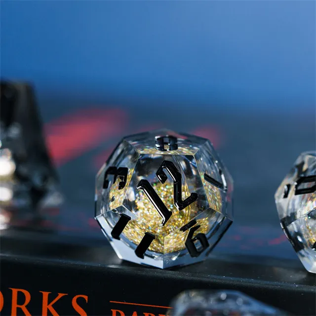 Glitter Dice - Gold & Silver