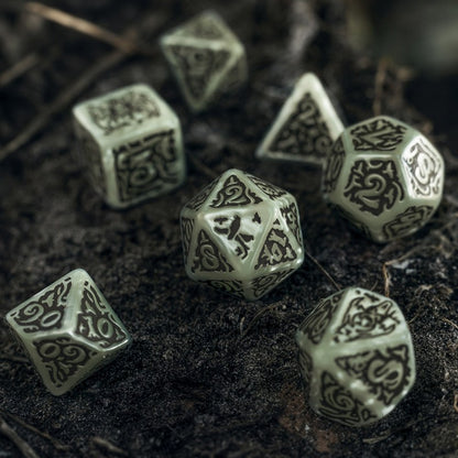 Leshen Dice - The Totem Builder