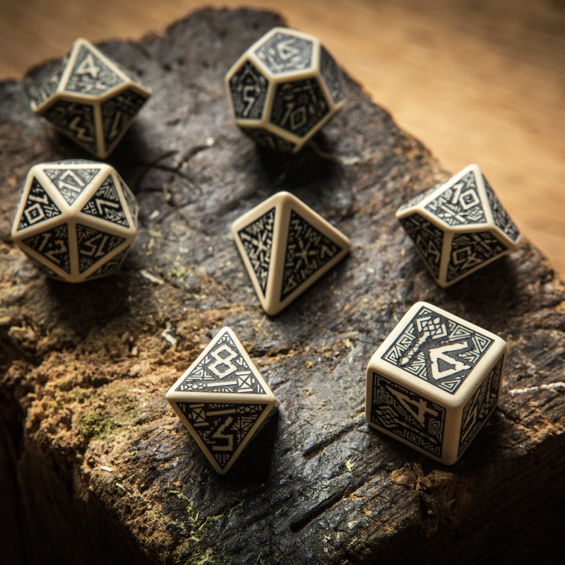 Dwarven Dice - Beige